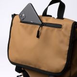 MOCHILA CON SOLAPA TROIS 20L. ROLY